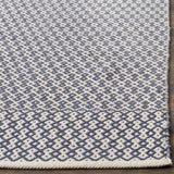 Safavieh Montauk 5'-0" x 8'-0" Rug in Ivory / Navy