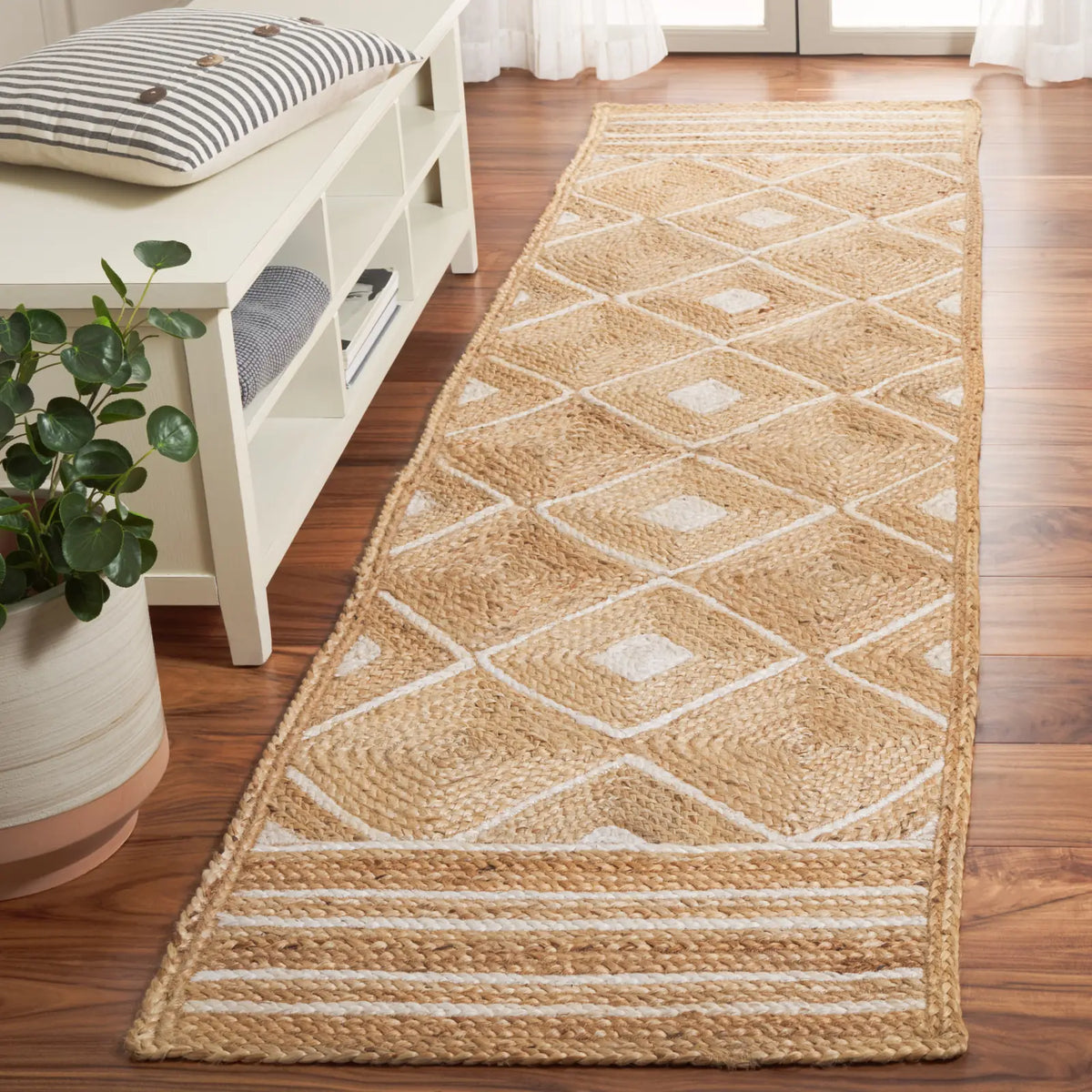 Safavieh Natural Fiber 2'-3" x 9'-0" Rug in Natural / Ivory