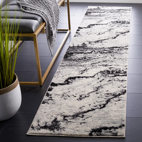 Safavieh Tulum 2'-0" x 9'-0" Rug in Ivory / Black