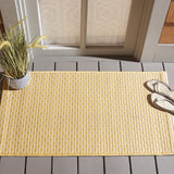 Safavieh Courtyard 2'-0" x 3'-7" Rug in Gold / Beige