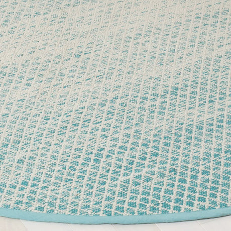 Safavieh Montauk 6'-0" x 6'-0" Rug in Turquoise / Ivory