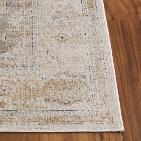 Safavieh Atlas 5'-3" x 7'-7" Rug in Ivory / Beige