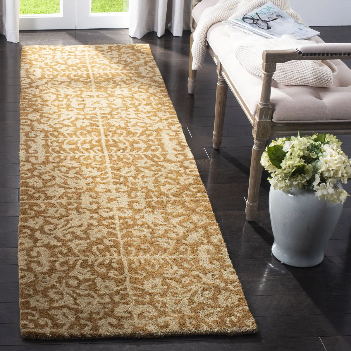 Safavieh Antiquity 2'-3" x 10'-0" Rug in Gold / Beige