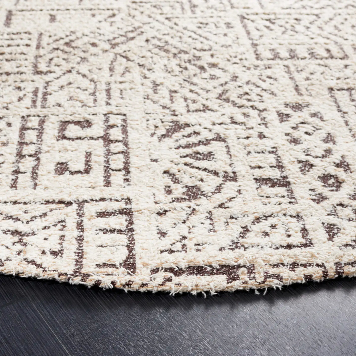 Safavieh Classic Vintage 6'-0" x 6'-0" Rug in Natural / Ivory