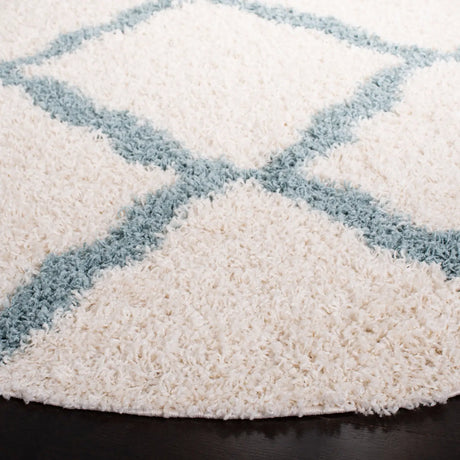 Safavieh Sgd-Dallas Shag 6'-0" x 6'-0" Rug in Ivory / Light Blue