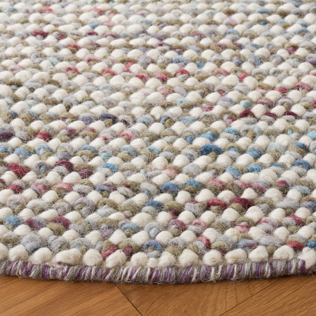Safavieh Vermont 6'-0" x 6'-0" Rug in Ivory / Grey