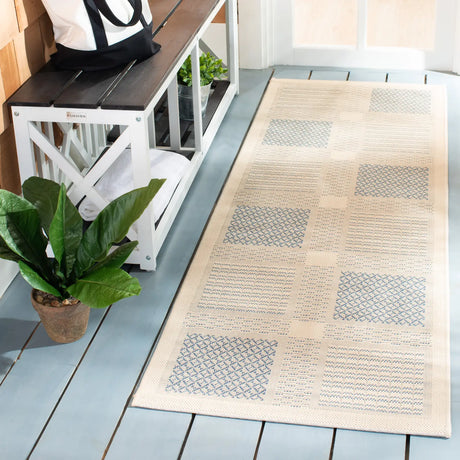 Safavieh Courtyard 2'-3" x 6'-7" Rug in Natural / Blue