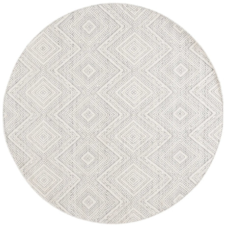 Safavieh Kilim 6'-0" x 6'-0" Rug in Light Grey / Ivory