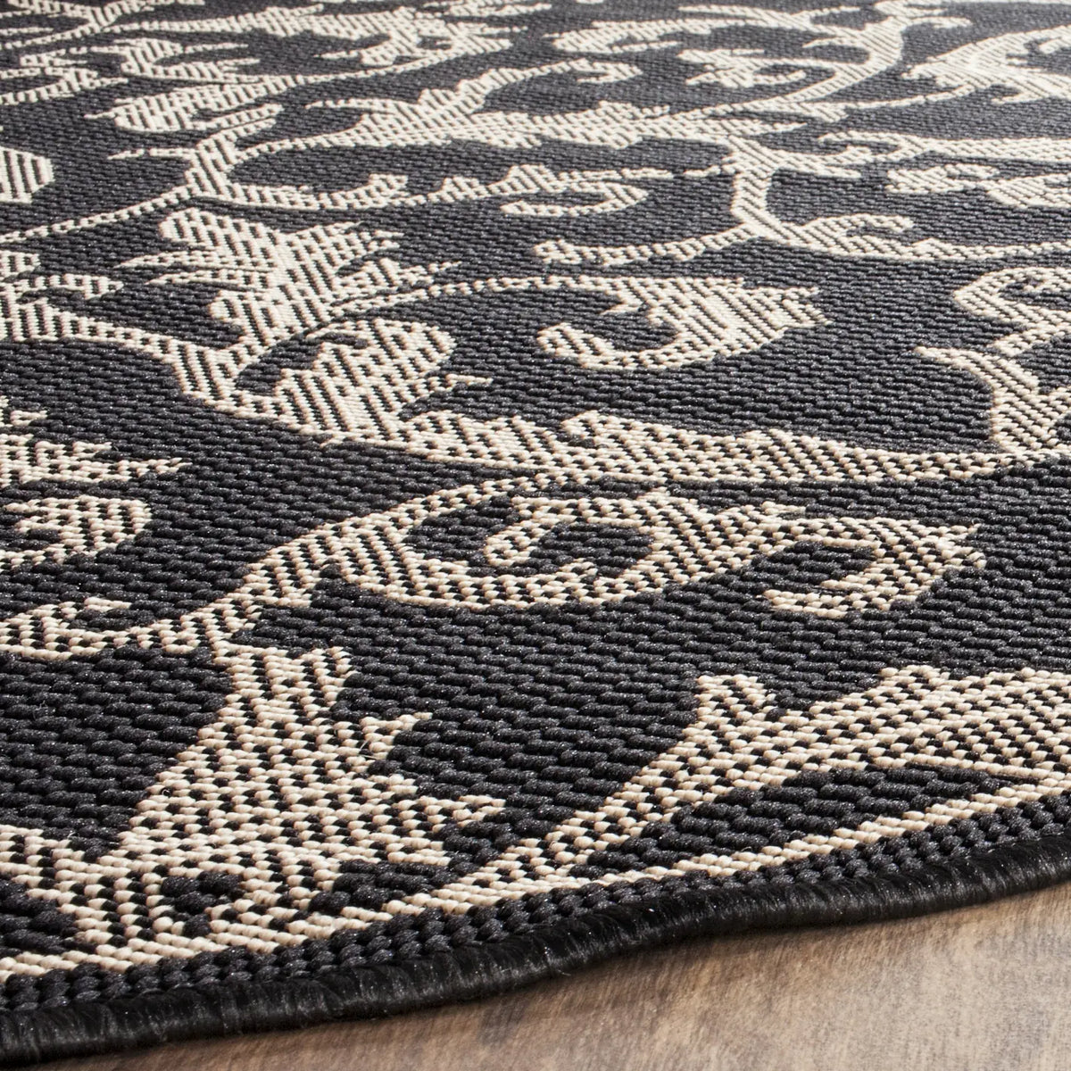 Safavieh Courtyard 5'-3" x 5'-3" Rug in Black / Sand