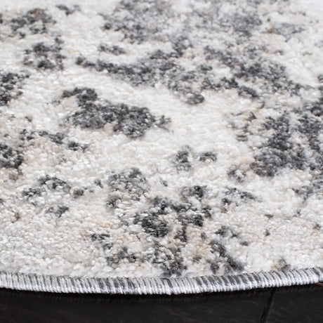 Safavieh Aston 6'-7" x 6'-7" Rug in Grey / Ivory