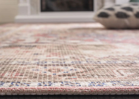 Safavieh Saffron 4'-0" x 6'-0" Rug in Rust / Ivory