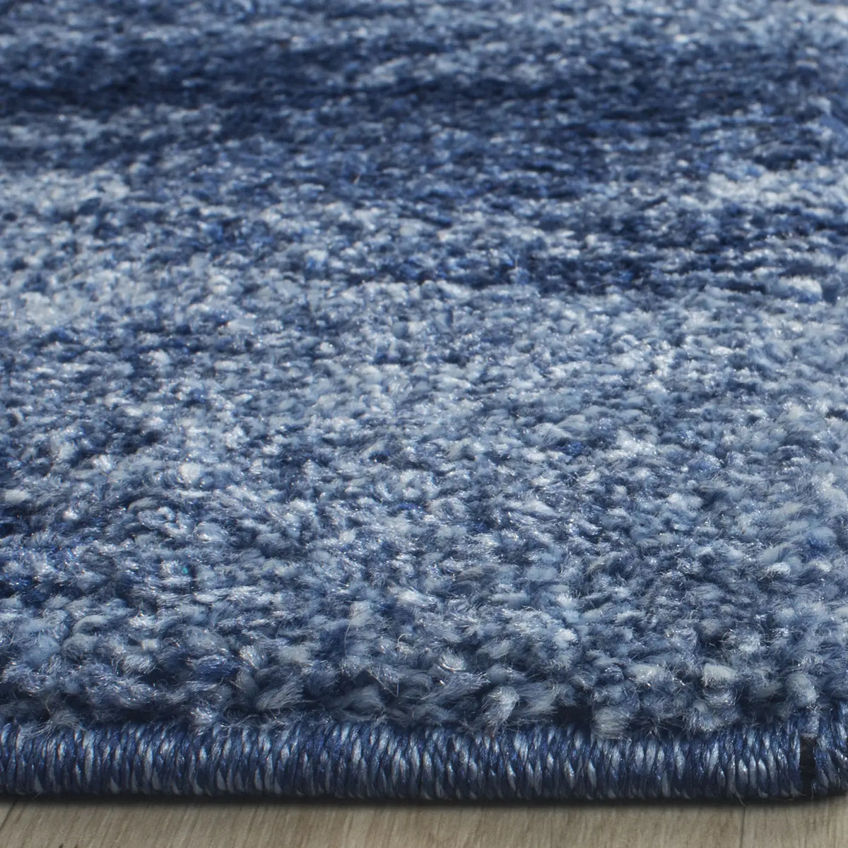 Safavieh Retro 2'-3" x 11'-0" Rug in Light Blue / Blue