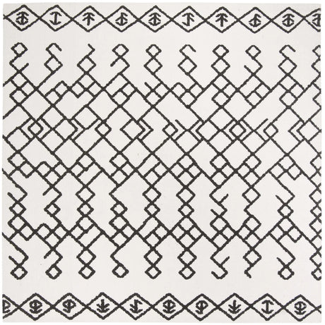 Safavieh Cedar Brook 6'-0" x 6'-0" Rug in Ivory / Black
