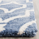 Safavieh Dip Dye 2'-3" x 8'-0" Rug in Blue / Ivory