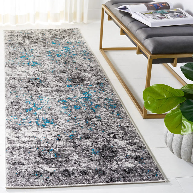 Safavieh Adirondack 2'-6" x 8'-0" Rug in Grey / Black