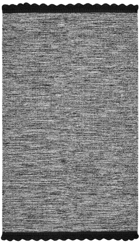 Safavieh Montauk 3'-0" x 5'-0" Rug in Black