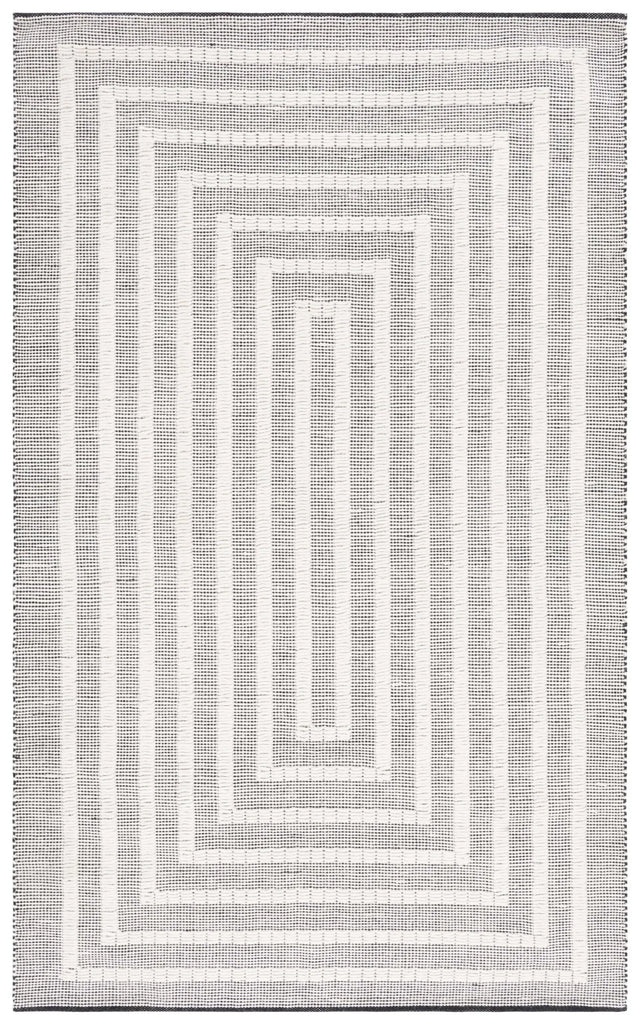 Safavieh Natura 4'-0" x 6'-0" Rug in Black / Ivory