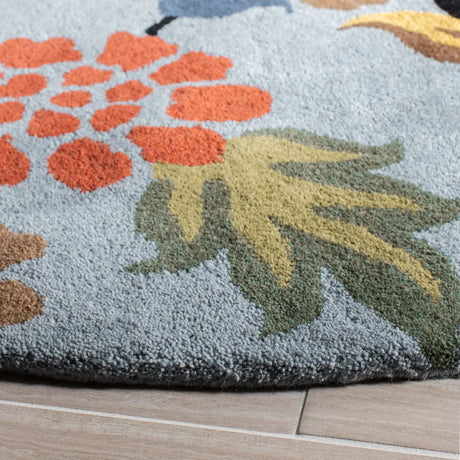 Safavieh Soho 6'-0" x 6'-0" Rug in Blue / Multi