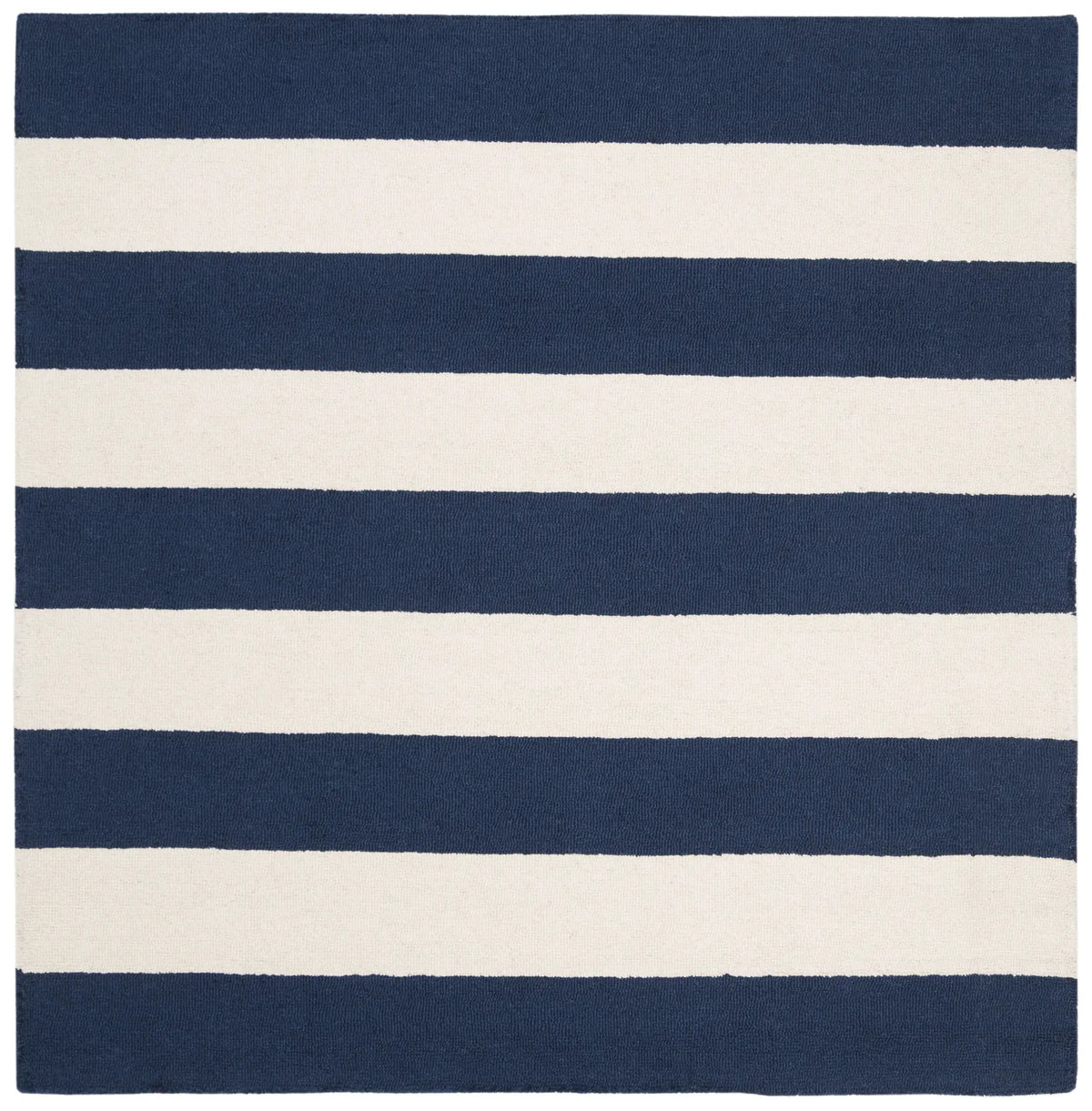 Safavieh Safavieh Kids 5'-0" x 5'-0" Rug in Navy / Ivory