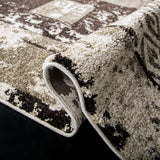 Safavieh Retro 5'-3" x 8'-0" Rug in Creme / Brown