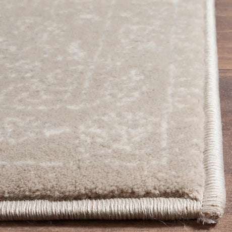 Safavieh Carnegie 6'-7" x 9'-2" Rug in Light Beige / Cream