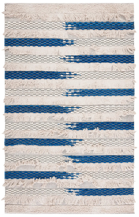 Safavieh Natura 4'-0" x 6'-0" Rug in Beige / Navy