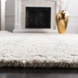 Safavieh Glamour 4'-0" x 6'-0" Rug in Grey / Ivory