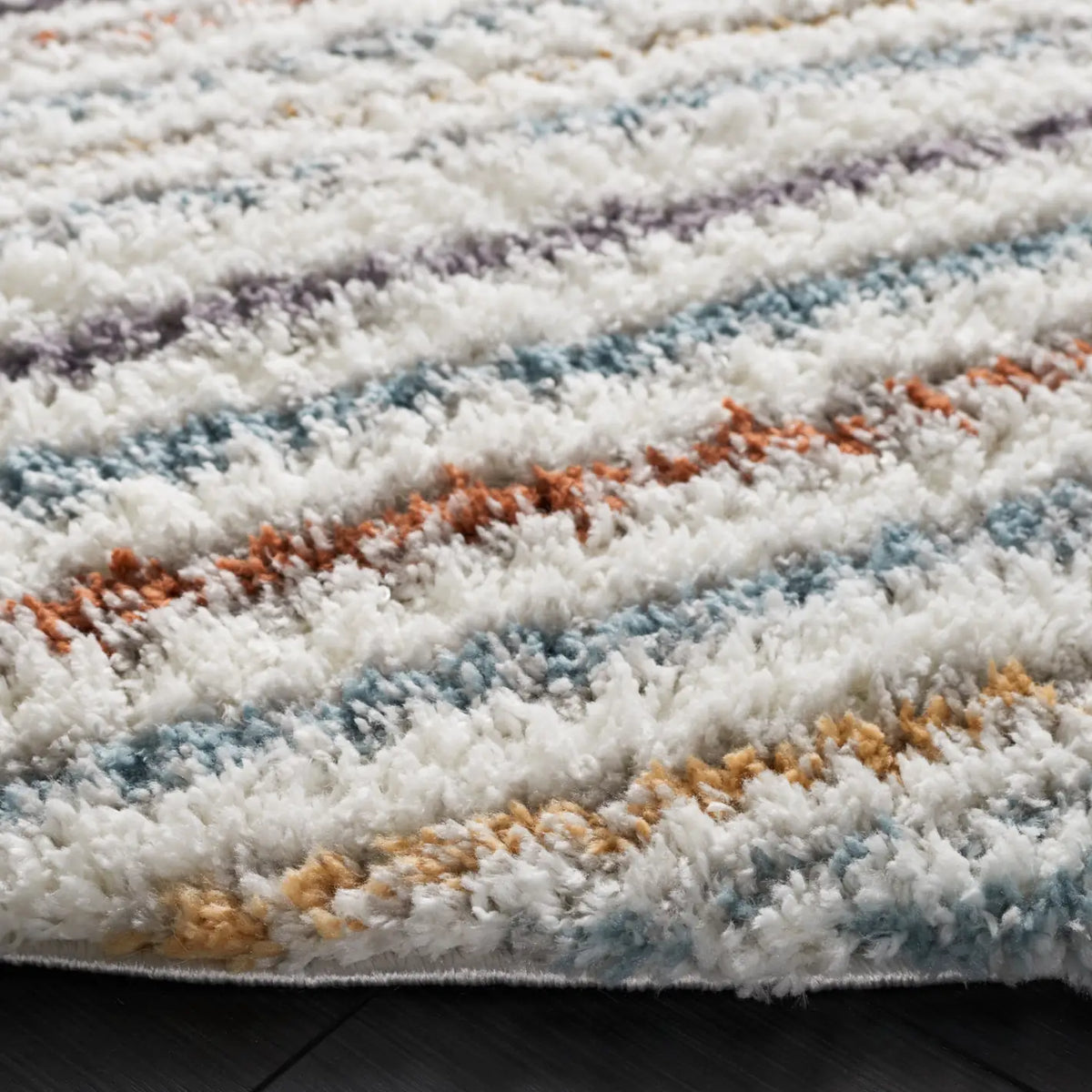 Safavieh Berber Shag 7'-0" x 7'-0" Rug in Blue Rust / Ivory