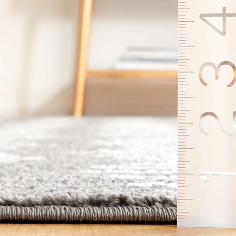 Safavieh Tulum 4'-5" x 6'-5" Rug in Dark Grey / Ivory