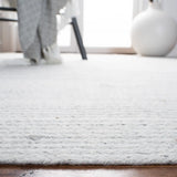 Safavieh Cape Cod 4'-0" x 6'-0" Rug in Grey / Ivory