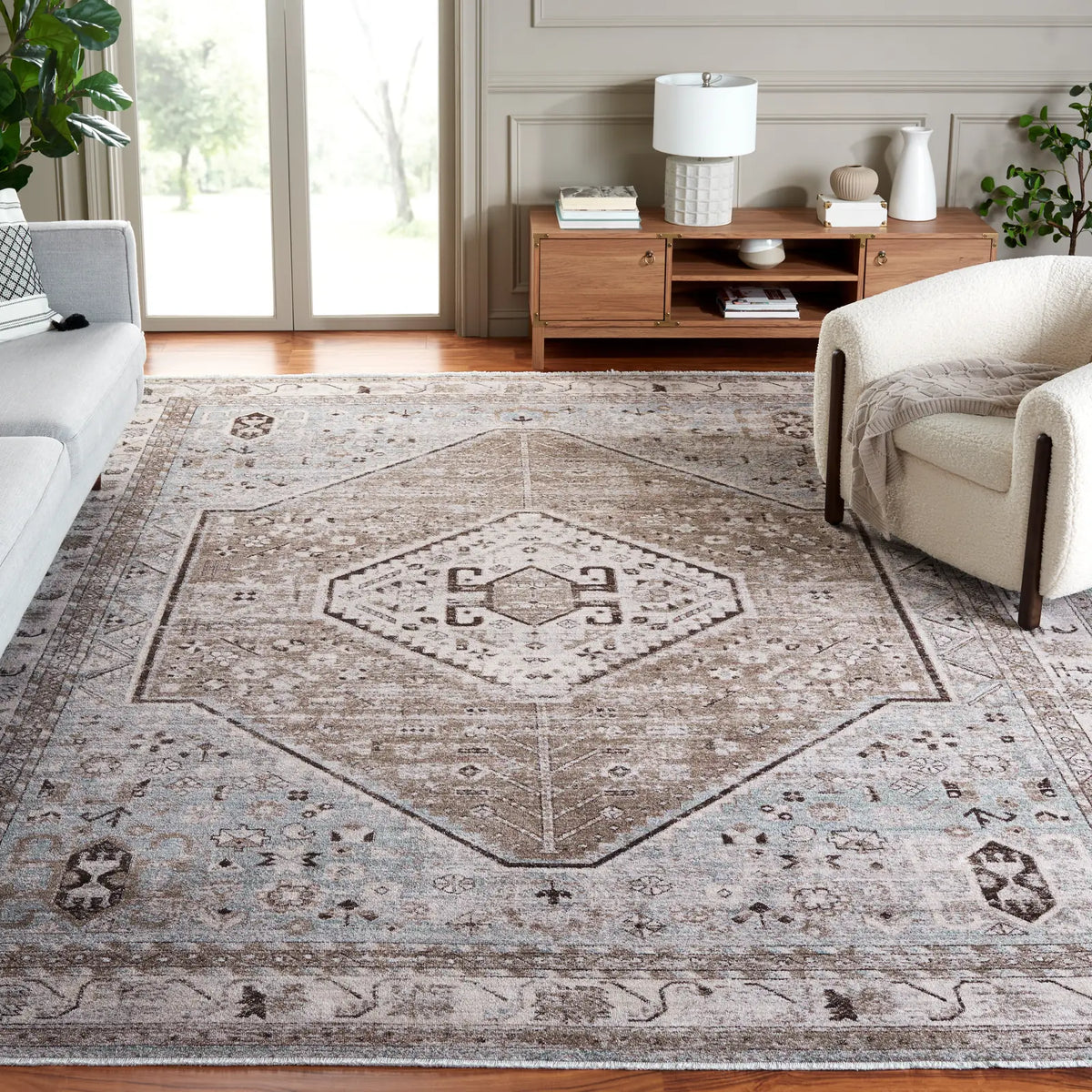 Safavieh Antique Patina 10'-0" x 12'-9" Rug in Blue / Beige