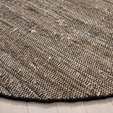Safavieh Rag Rug 6'-0" x 6'-0" Rug in Beige / Black