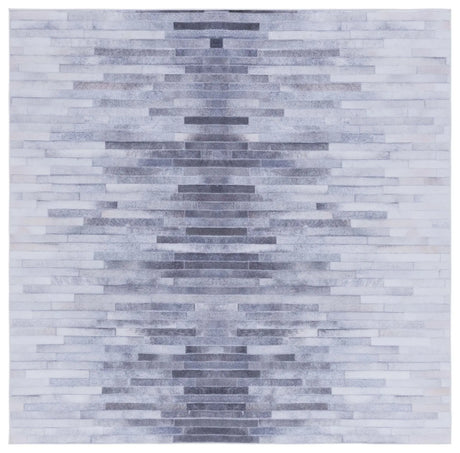 Safavieh Faux Hide 6'-0" x 6'-0" Rug in Ivory / Light Grey
