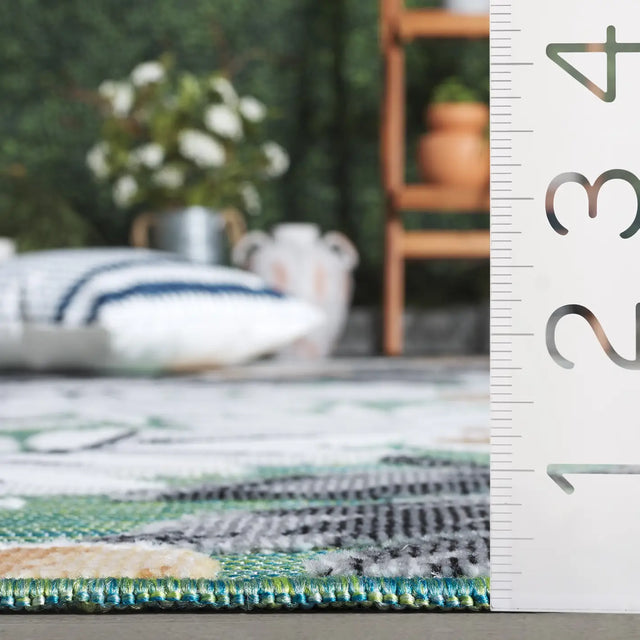 Safavieh Cabana 4'-0" x 6'-0" Rug in Blue Green / Grey