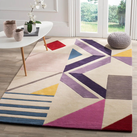 Safavieh Fifth Avenue 5'-0" x 8'-0" Rug in Ivory / Purple