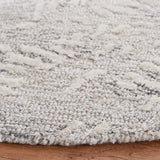 Safavieh Glamour 6'-0" x 6'-0" Rug in Grey / Ivory