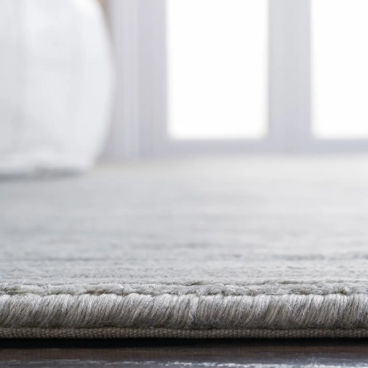 Safavieh Mirage 5'-0" x 8'-0" Rug in Blue