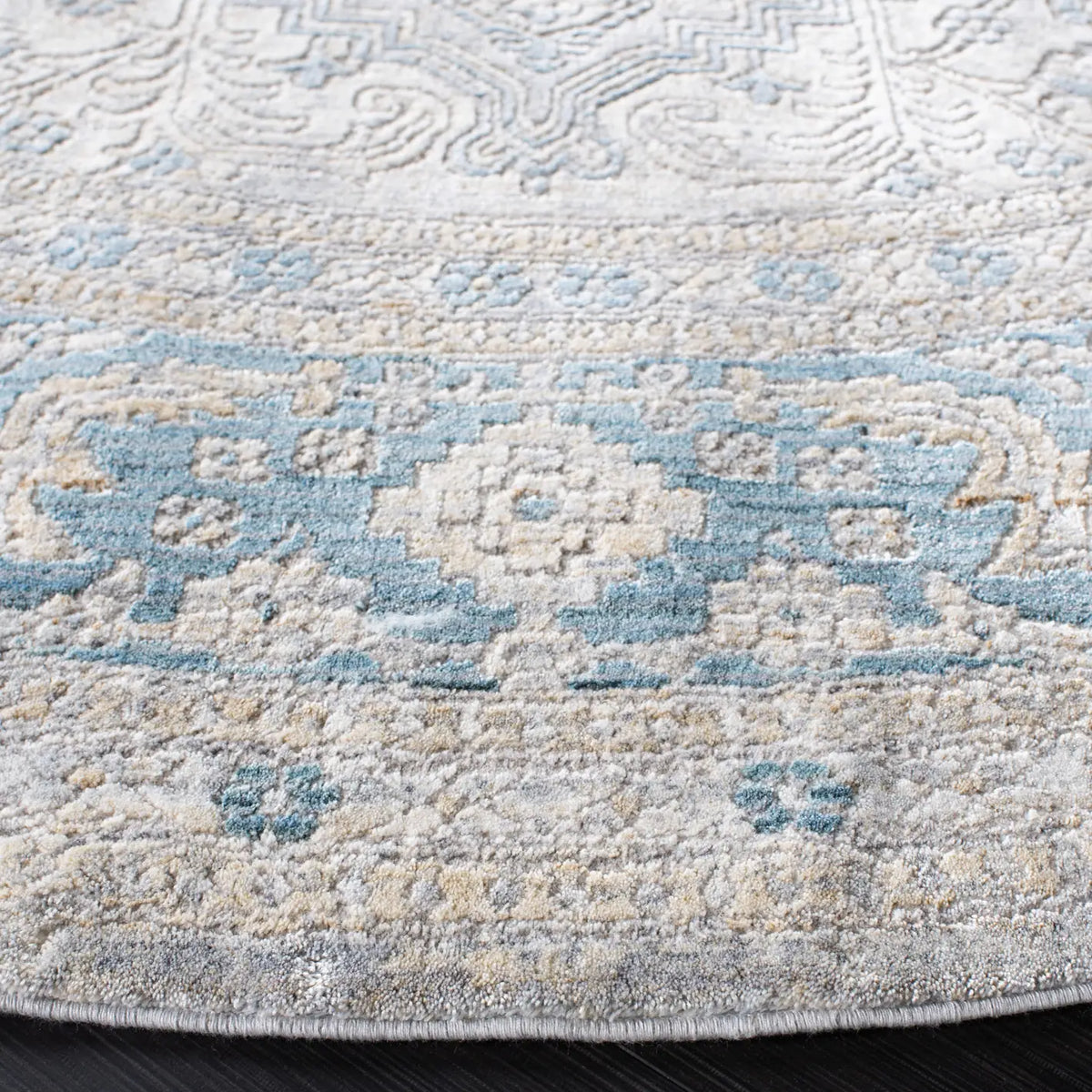 Safavieh Dream 6'-7" x 6'-7" Rug in Grey / Blue