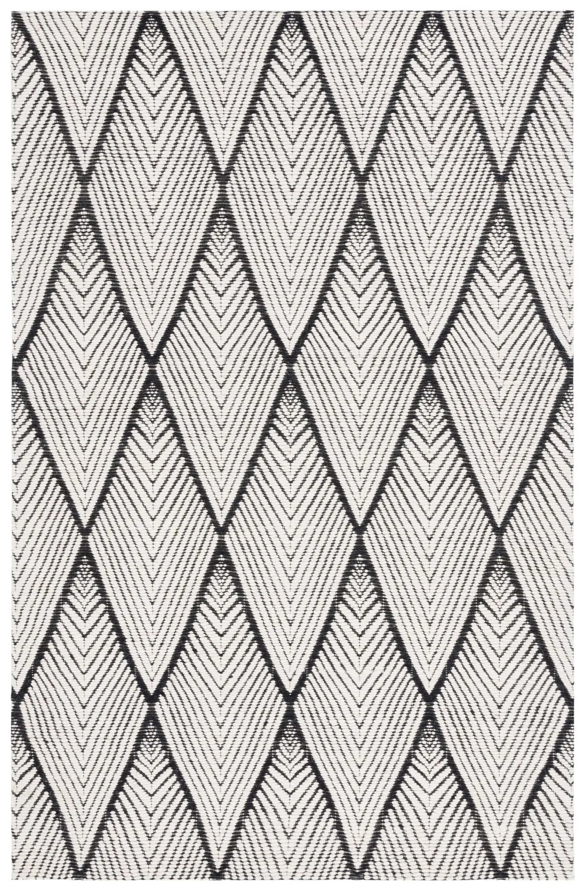 Safavieh Marbella 4'-0" x 6'-0" Rug in Black / Ivory
