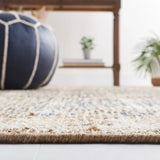 Safavieh Kilim 4'-0" x 6'-0" Rug in Blue / Ivory