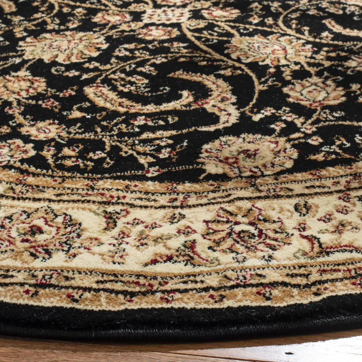 Safavieh Lyndhurst 5'-3" x 5'-3" Rug in Black / Ivory
