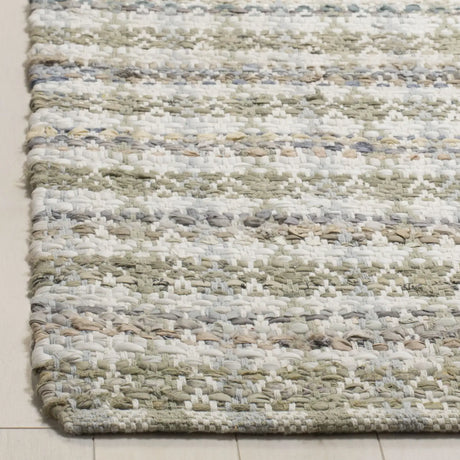 Safavieh Montauk 5'-0" x 8'-0" Rug in Beige / Multi