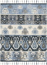 Safavieh Suzani 8'-0" x 10'-0" Rug in Blue / Ivory