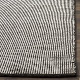 Safavieh Montauk 5'-0" x 8'-0" Rug in Ivory / Black
