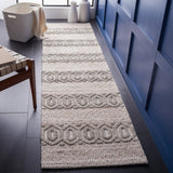 Safavieh Natura 2'-3" x 9'-0" Rug in Beige / Ivory