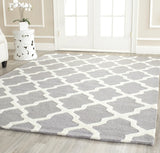 Safavieh Cambridge 6'-0" x 9'-0" Rug in Silver / Ivory