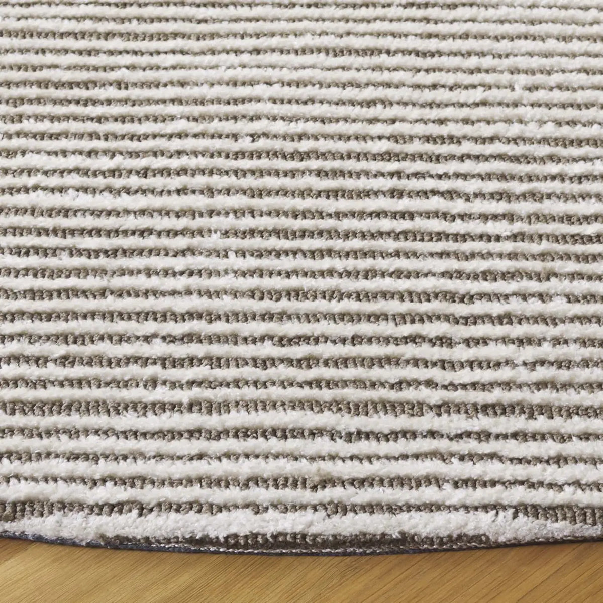 Safavieh Audrey 6'-0" x 6'-0" Rug in Ivory / Dark Grey