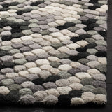 Safavieh Soho 3'-6" x 5'-6" Rug in Ivory / Grey