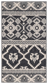 Safavieh Veranda 2'-0" x 3'-7" Rug in Grey / Beige