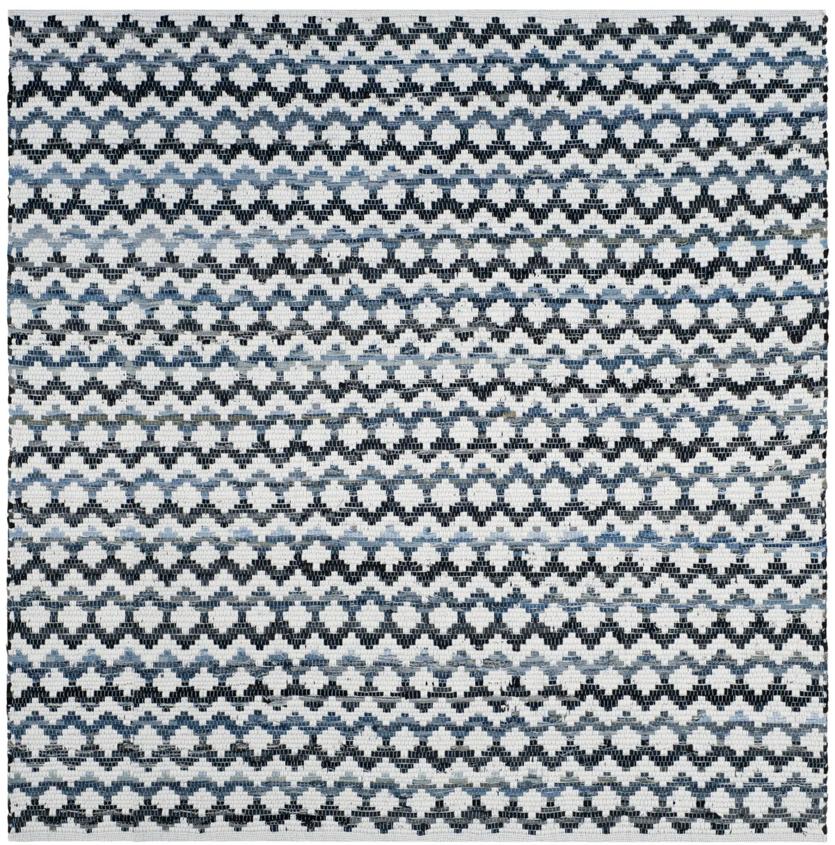 Safavieh Montauk 6'-0" x 6'-0" Rug in Ivory Blue / Black